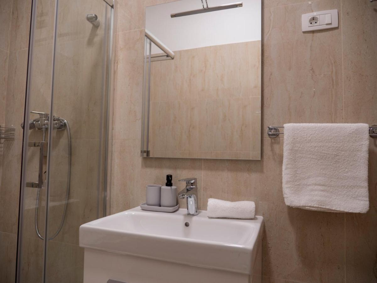 Apartments Aura Deskle Экстерьер фото