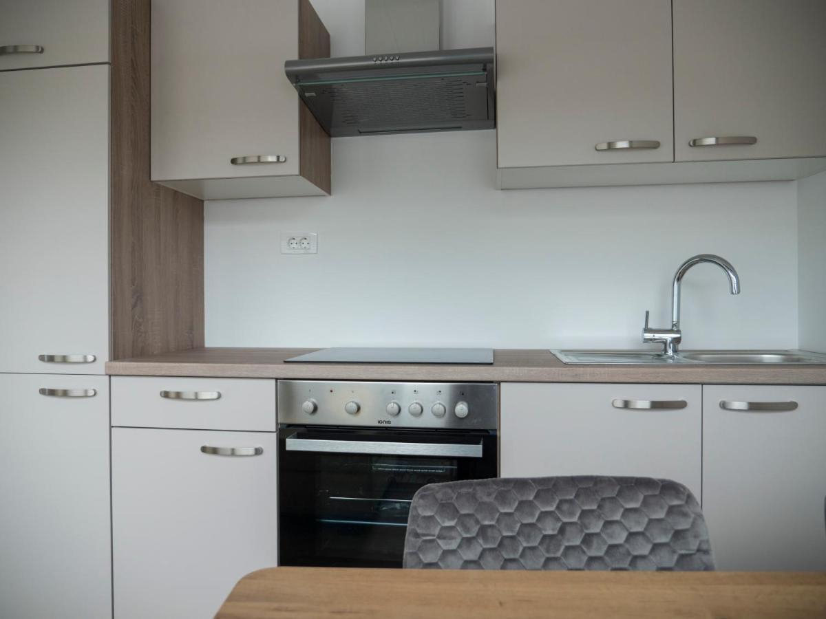Apartments Aura Deskle Экстерьер фото