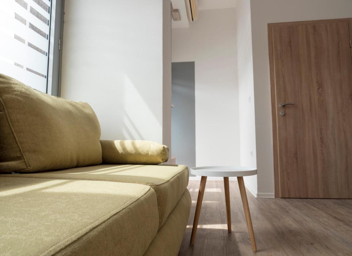 Apartments Aura Deskle Экстерьер фото